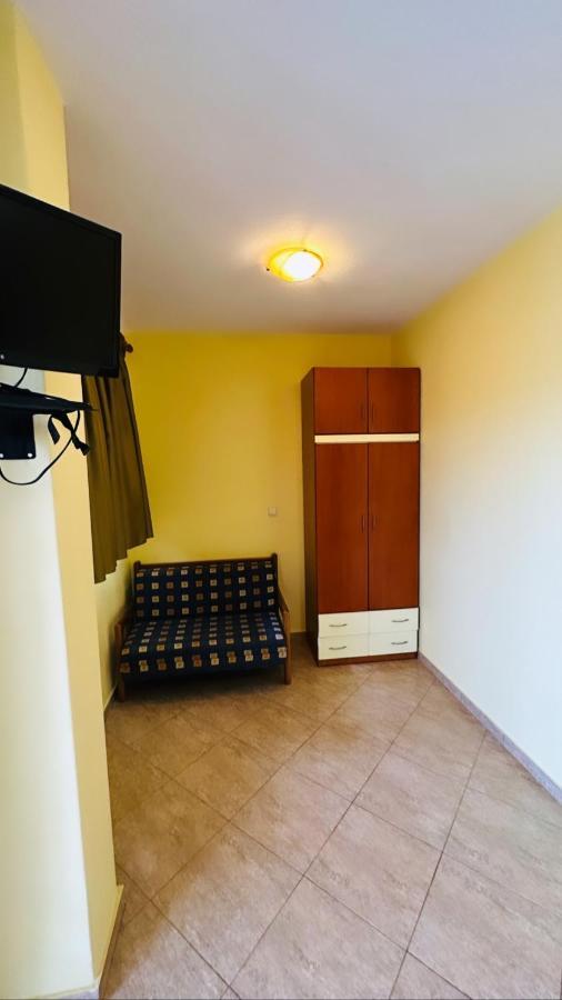 Studios Alexandros Szárti Kültér fotó